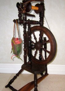 Lil' bag on little wheel