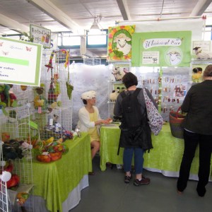 BSG 2013 Jenna laughs with customer